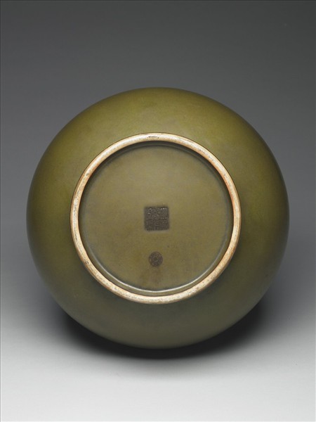 茶葉末釉雙耳尊