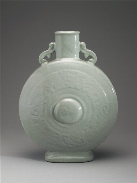 青瓷龍紋雙耳扁壺