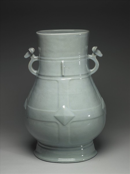 青瓷鹿耳扁壺