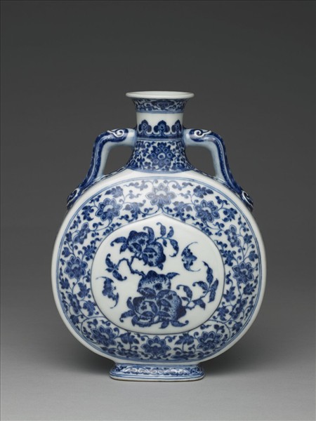 青花福壽紋雙耳扁壺