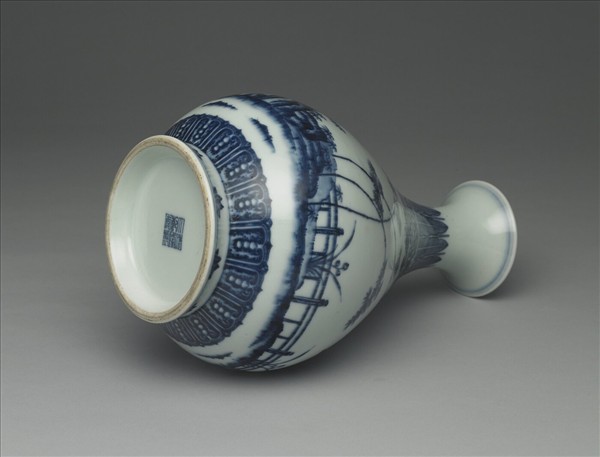 青花庭園小景圖瓶