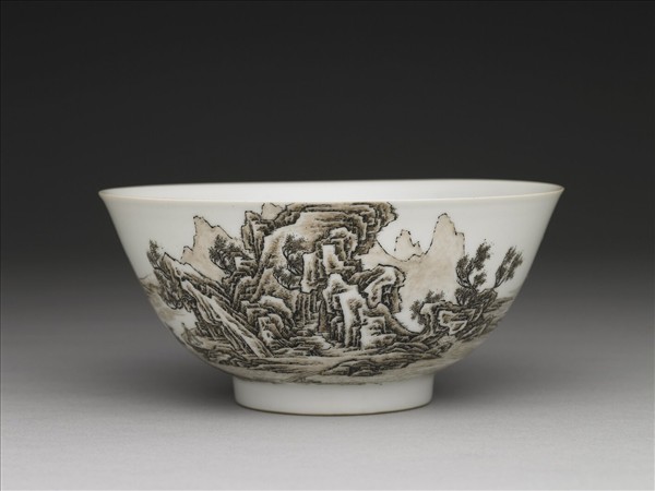 琺瑯彩赭墨山水碗