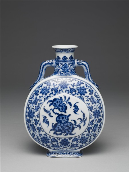 青花福壽紋雙耳扁壺