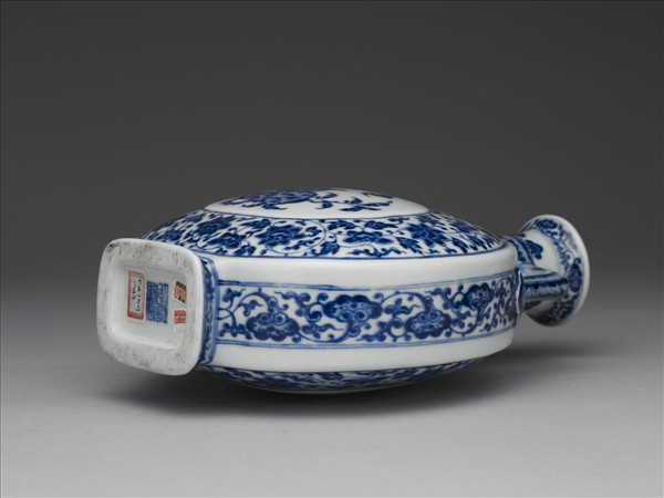 青花福壽紋雙耳扁壺