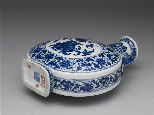 青花福壽紋雙耳扁壺