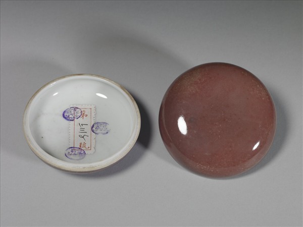 霽紅釉圓盒