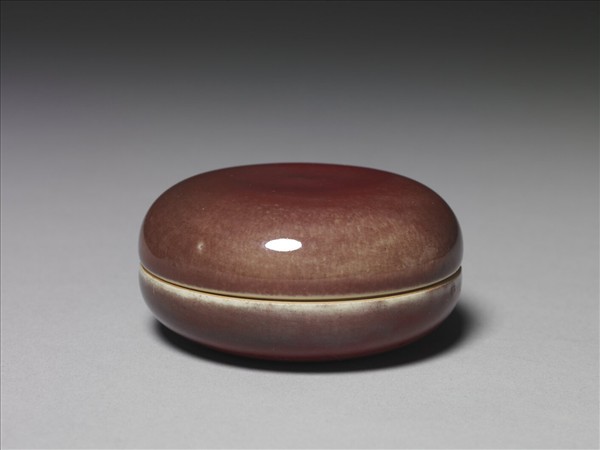 霽紅釉圓盒