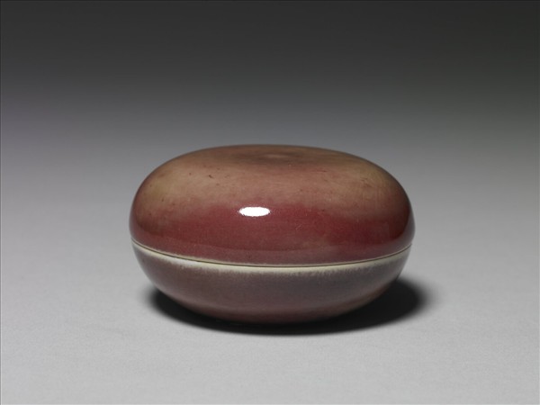 霽紅釉圓盒