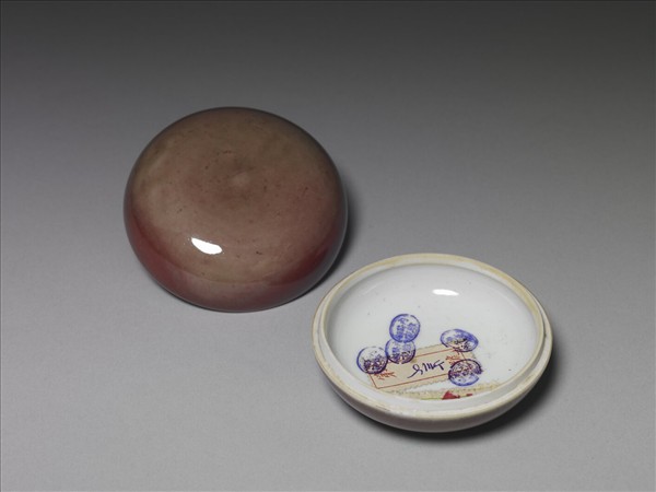 霽紅釉圓盒
