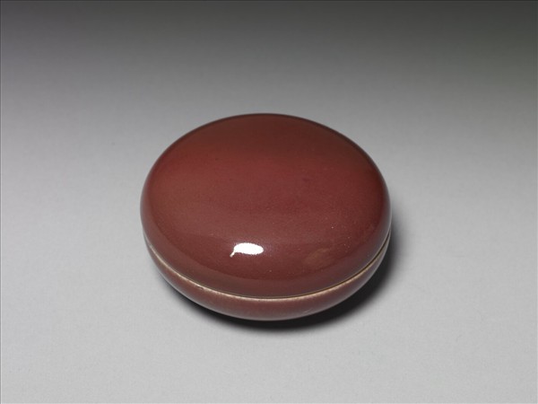 霽紅釉圓盒