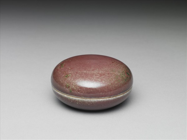 霽紅釉圓盒
