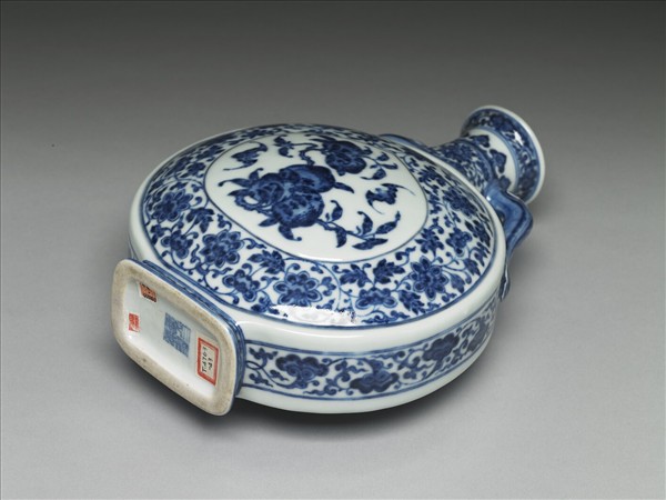 青花福壽紋雙耳扁壺