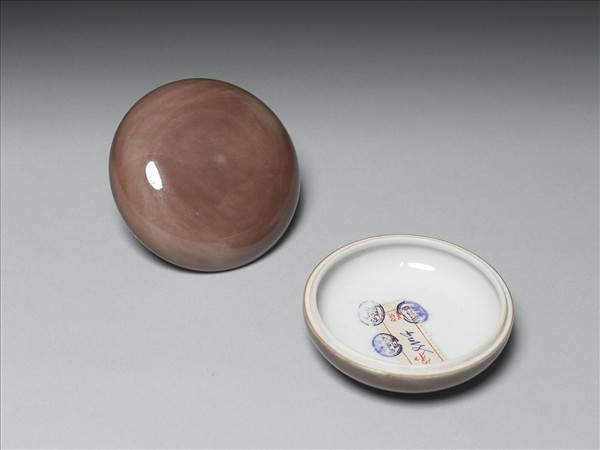 霽紅釉圓盒