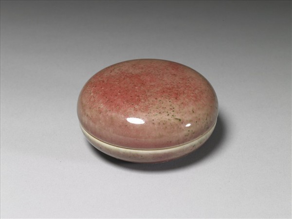 霽紅釉圓盒