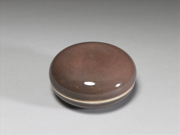 霽紅釉圓盒