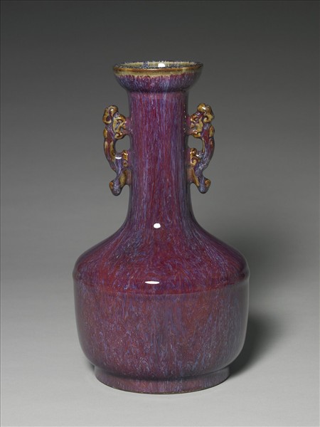 爐鈞釉獸耳瓶