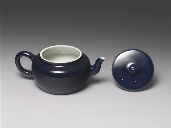 霽青釉茶壺