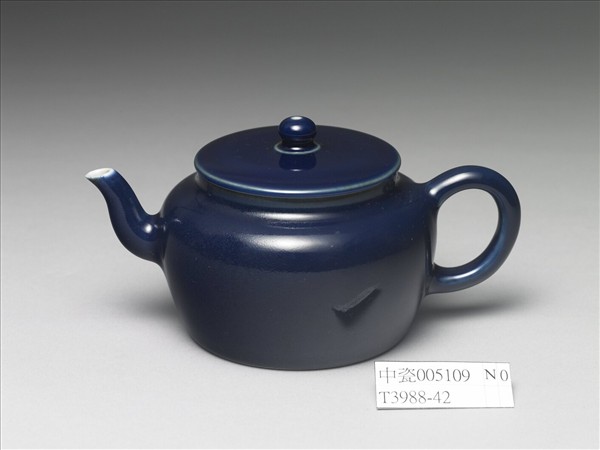 霽青釉茶壺