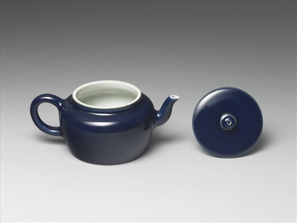 霽青釉茶壺