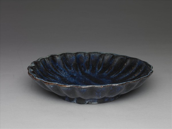 霽青釉盤