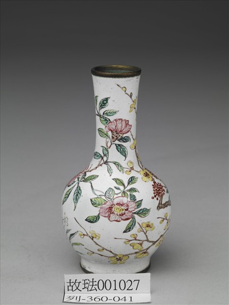 銅胎畫琺瑯歲朝圖瓶