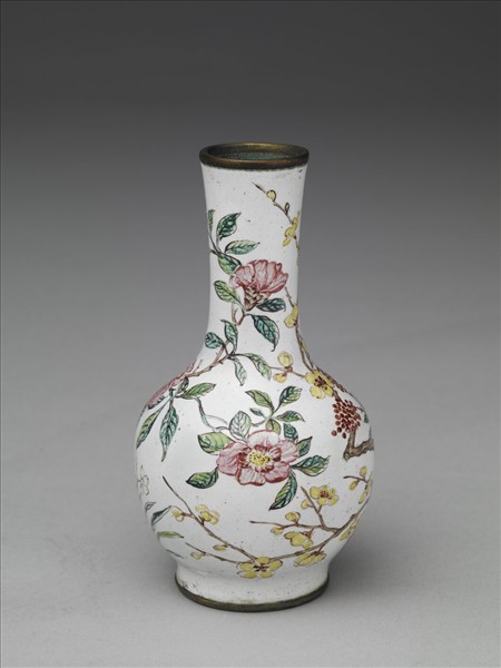 銅胎畫琺瑯歲朝圖瓶