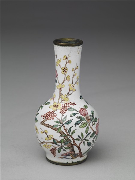 銅胎畫琺瑯歲朝圖瓶