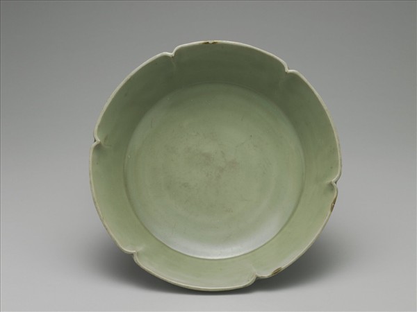 龍泉窯 青瓷花口蔗斷洗