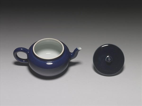 霽青釉茶壺