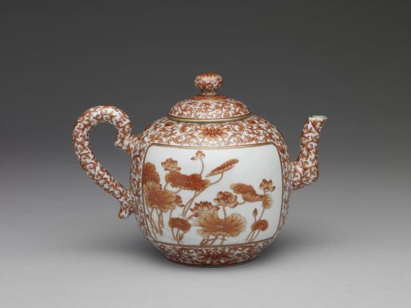 白瓷描紅荷露烹茶詩茶壺