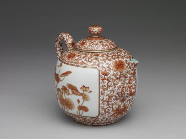 白瓷描紅荷露烹茶詩茶壺