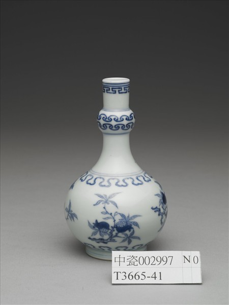 青花桃實石榴紋小瓶