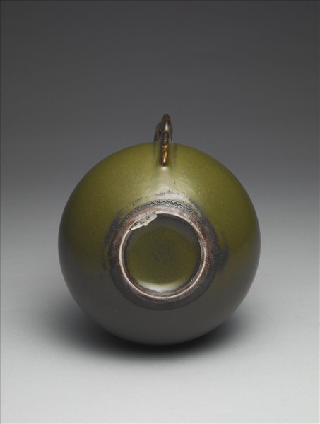 茶葉末釉螭耳花澆