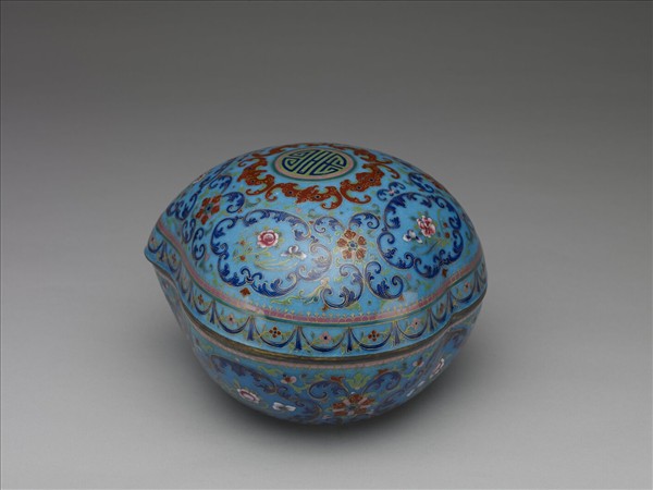 銅胎畫琺瑯桃式盒