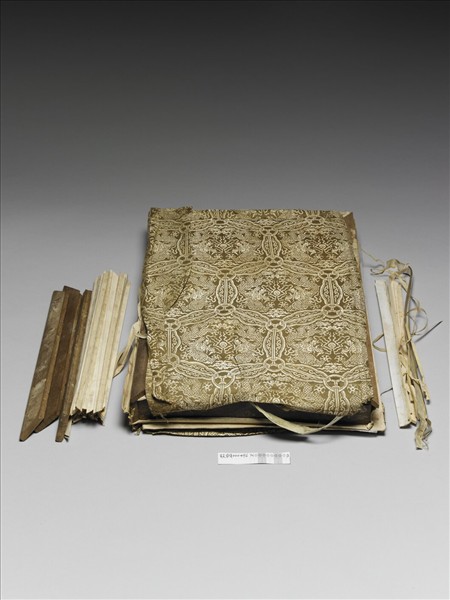 〈寧壽續鑑〉鏡匣