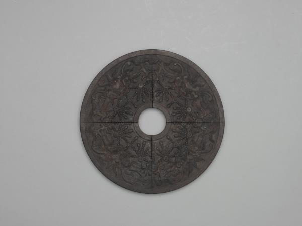 〈寧壽續鑑〉鏡匣雕刻木蓋附嵩山〈山水〉