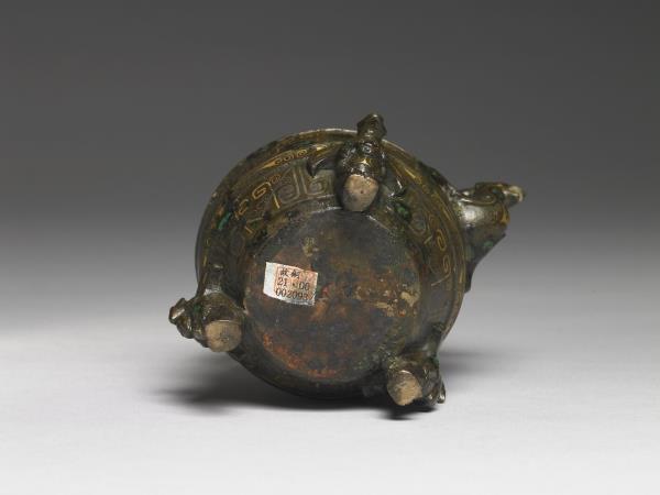 嵌金銀天雞首提梁盉