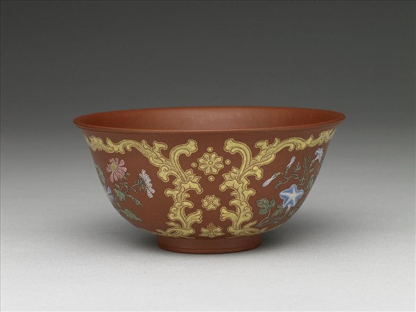 宜興胎畫琺瑯花卉茶碗