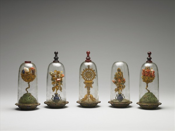 金纍絲八吉祥供具