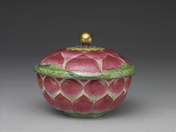 銅胎畫琺瑯蓮花蓋碗- 故宮