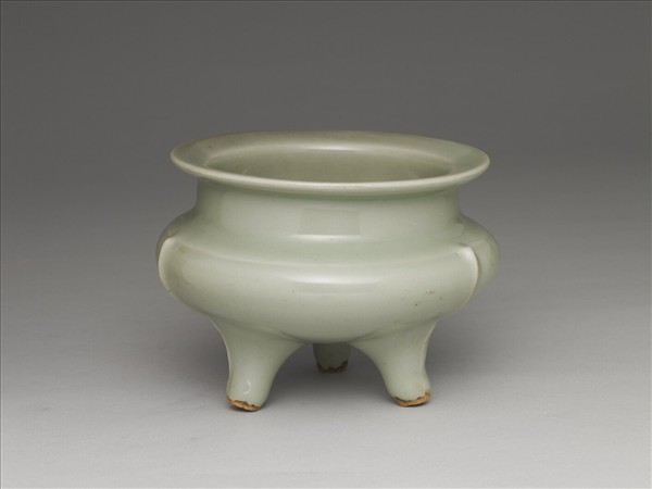 龍泉窯 青瓷三足爐