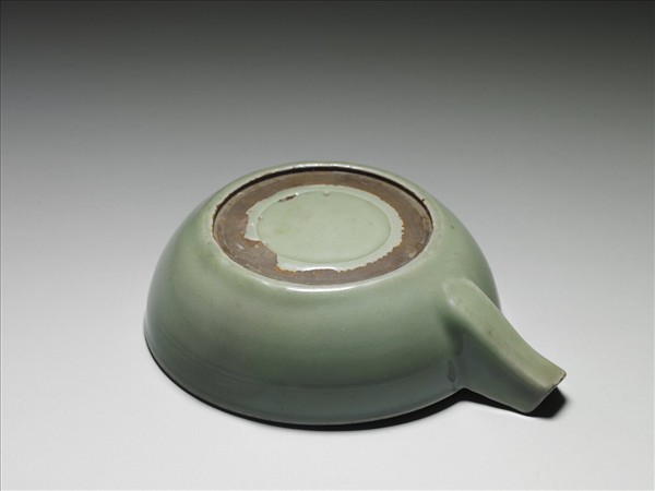 龍泉窯 青瓷匜式盂
