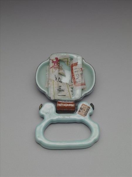 清 粉彩松石色描金帶板