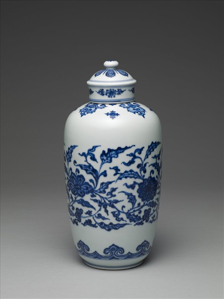 青花纏枝花卉紋蓋罐