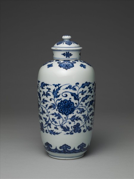 青花纏枝花卉紋蓋罐