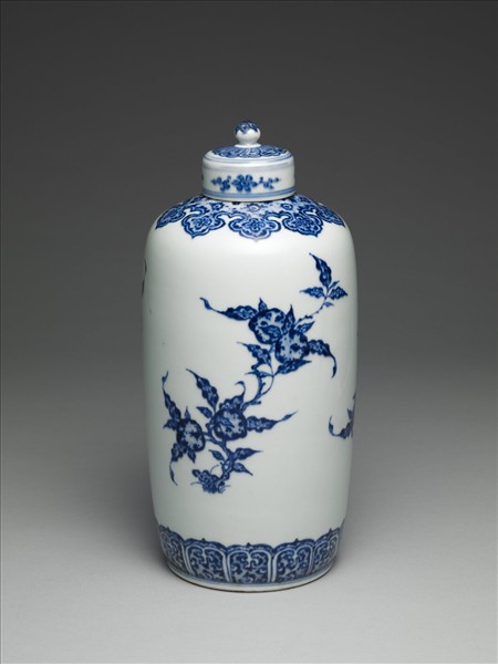 青花纏枝花卉紋蓋罐
