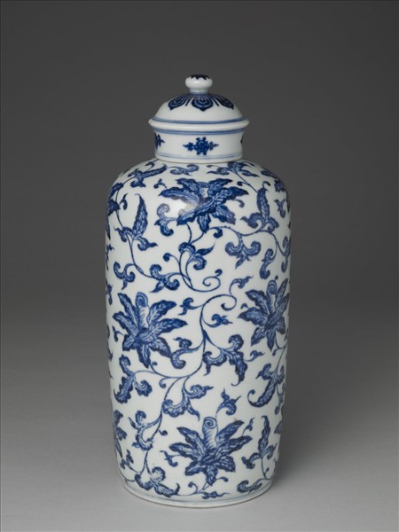 青花花卉紋蓋罐