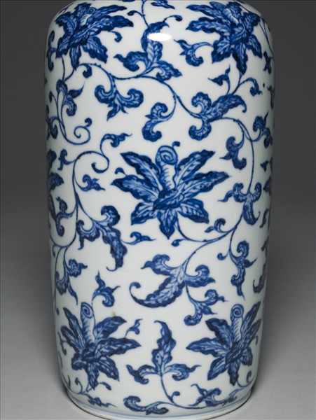 青花花卉紋蓋罐