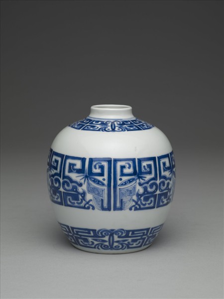 青花罐
