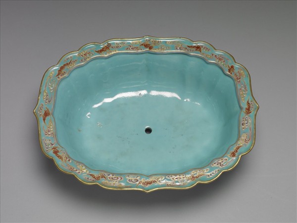 洋彩綠地雜寶紋盆